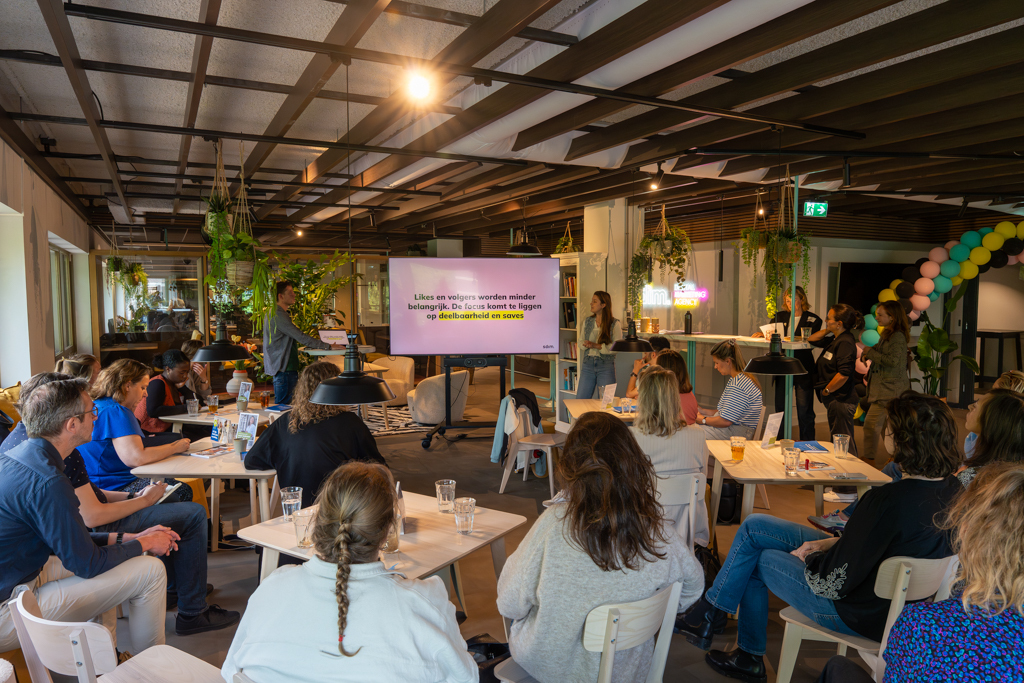 communicatie café