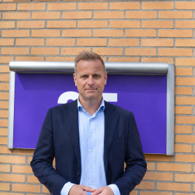 https://goededoelennederland.nl/images/nieuwsitems/Rutger-voorzijde-EpilepsieNL-portrait.png