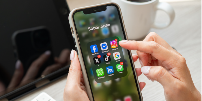 Social media shutterstock