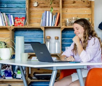Foto website geld aanvragen